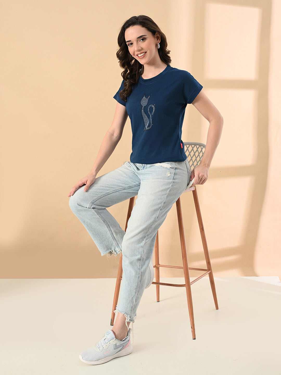 Trendy Cat Print High-Low Women’s Tee