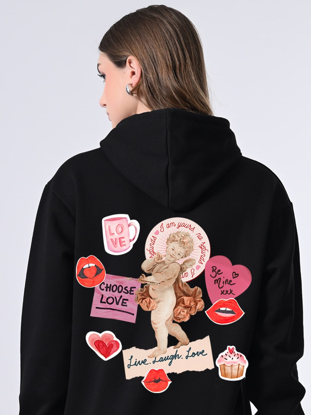 Women’s Cozy Black Hoodie – Printed Winter Pullover with Hooded Neck, Relaxed Fit & Full Sleeves