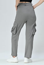 Women’s High Rise Baggy Cargo Jeans with 4 Deep Pockets – Stretchable & Stylish