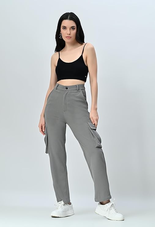 Women’s High Rise Baggy Cargo Jeans with 4 Deep Pockets – Stretchable & Stylish