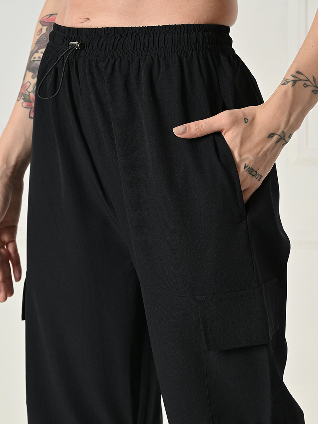 Women’s Pleated Cargo Trousers with Drawstring Waist and 4 Pockets