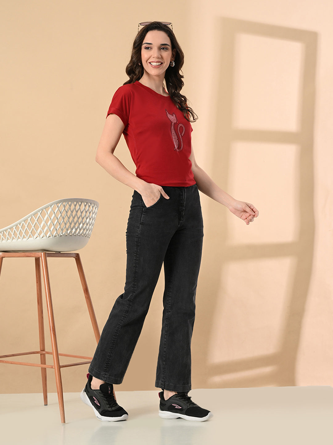 Women’s High-Low T-Shirt with Crystal Cat Print